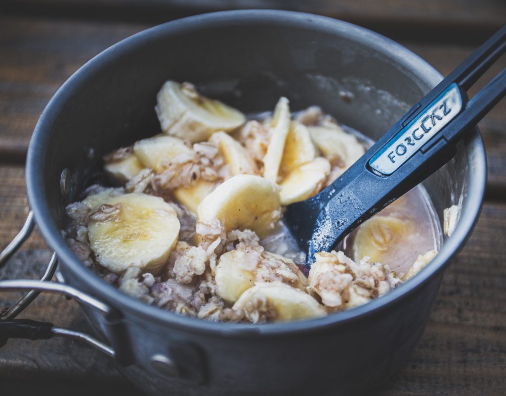 Oatmeal with bananas