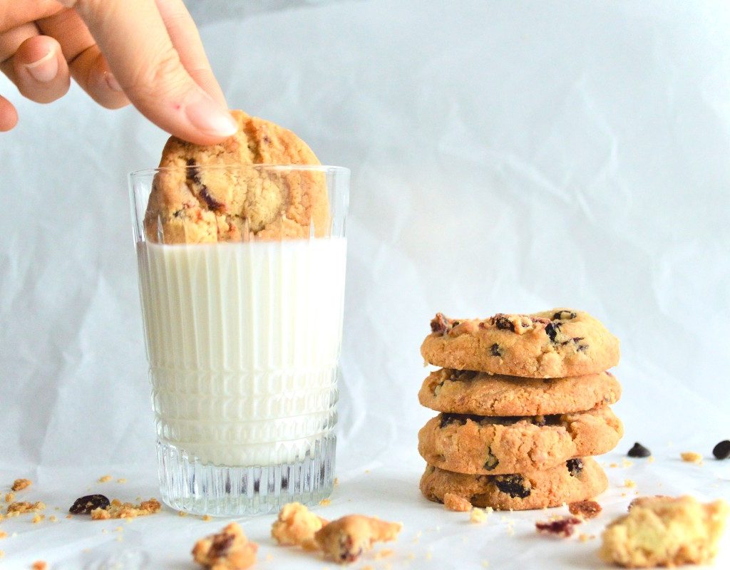 cookies-and-milk