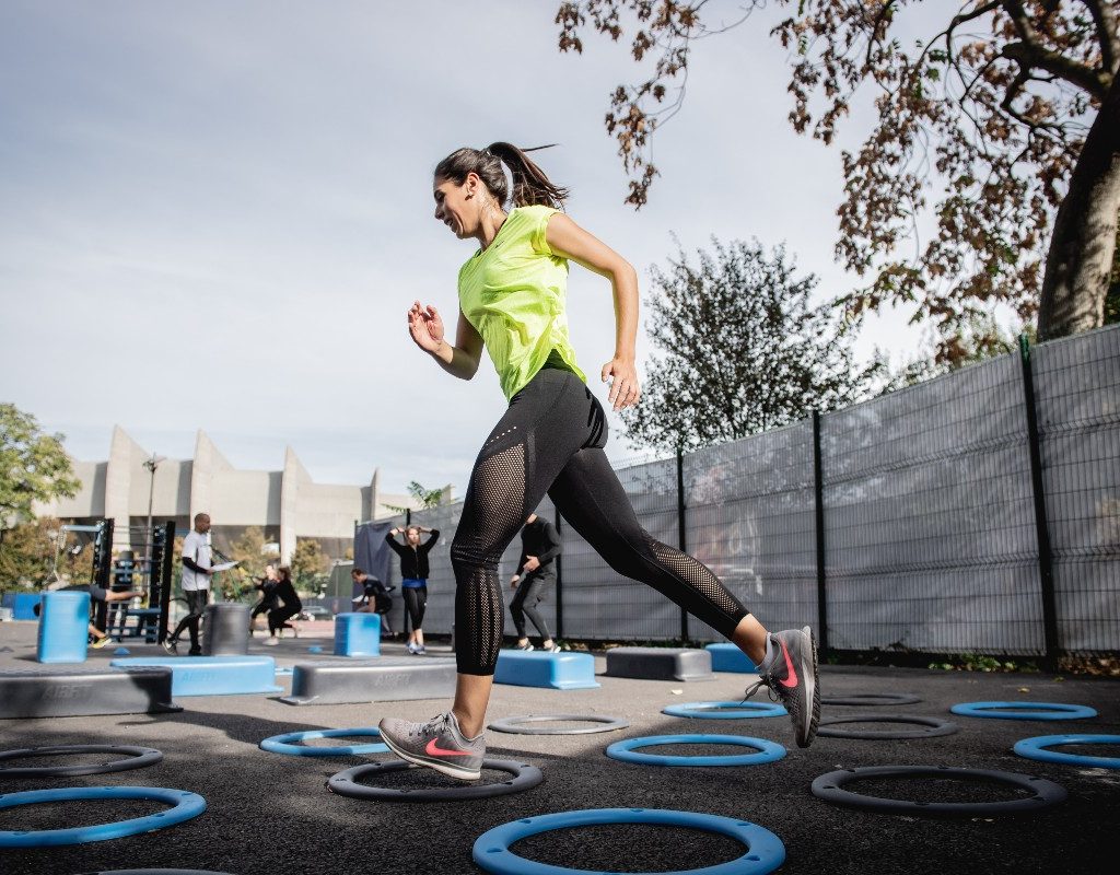 woman-jogging-in-park