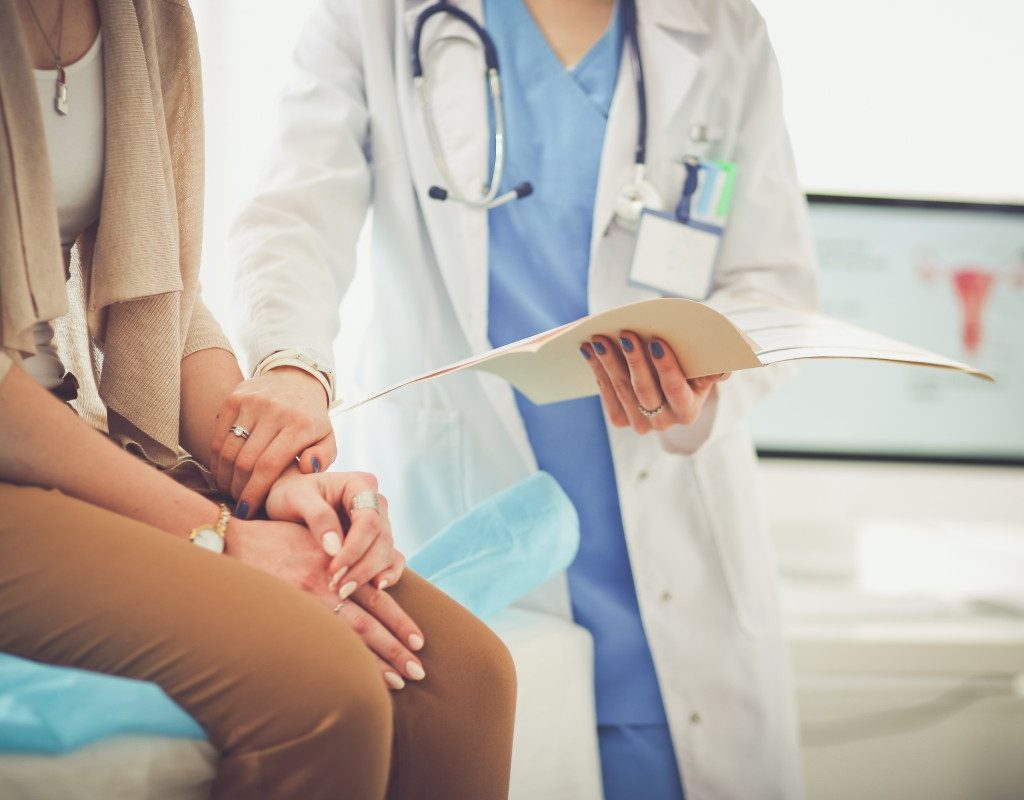 doctor-patient-discussion