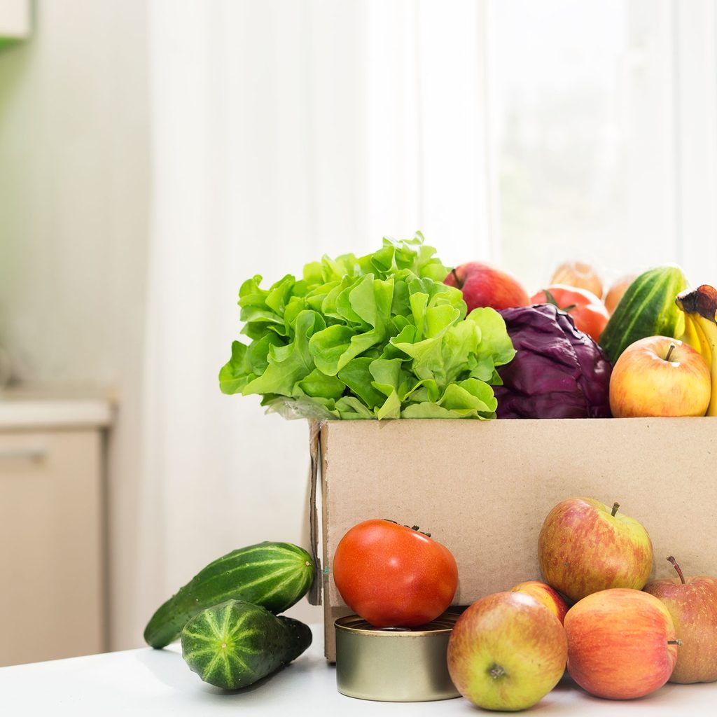 Delivery subscription box of fruit and vegetables