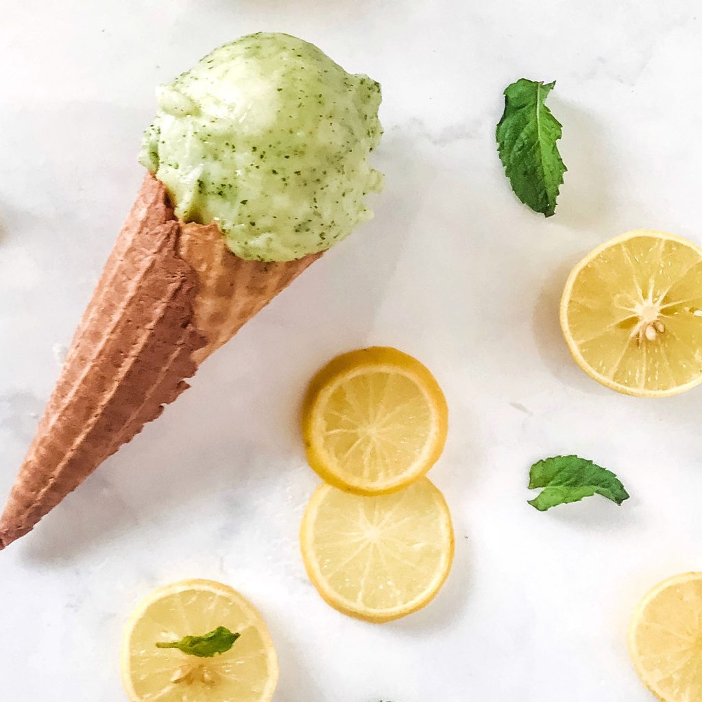Avocado ice cream with lemon and mint