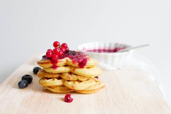 low calorie pancakes with fruit