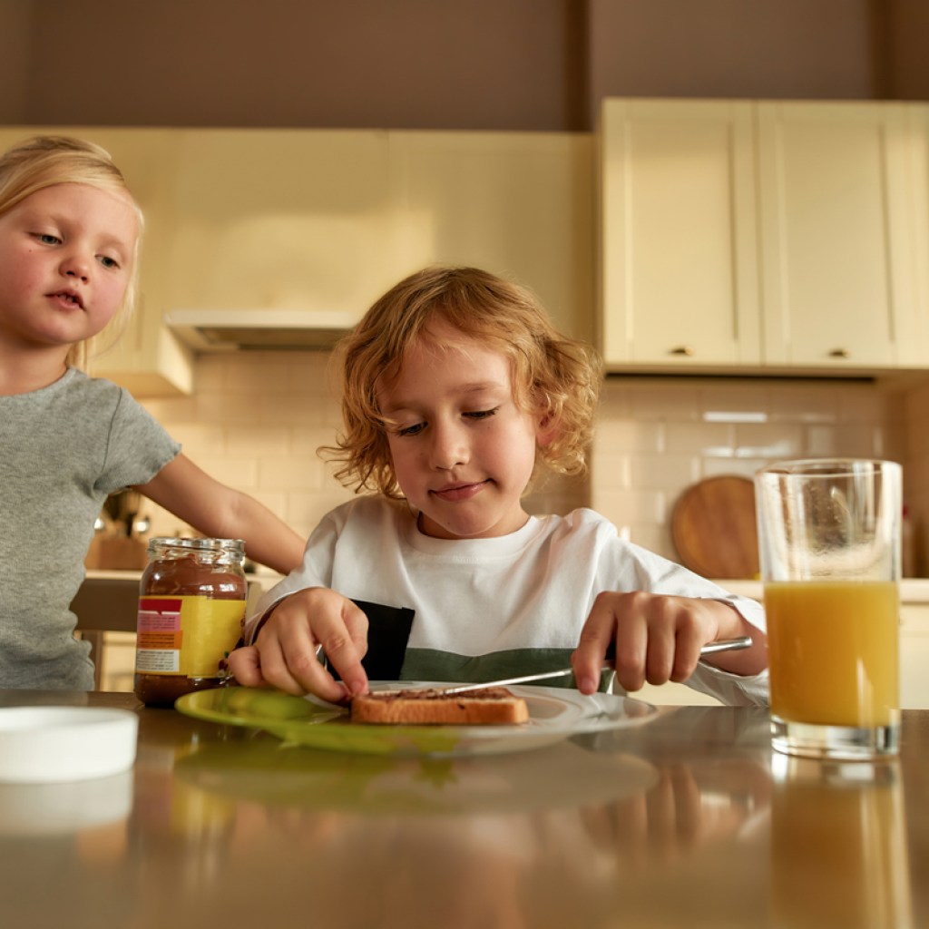 Kids eating no-nut butter