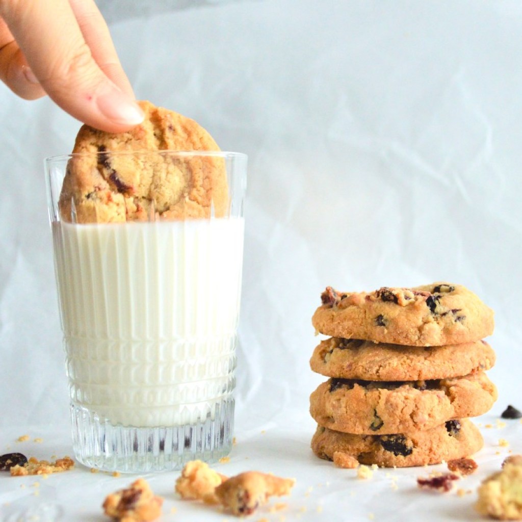 cookies-and-milk