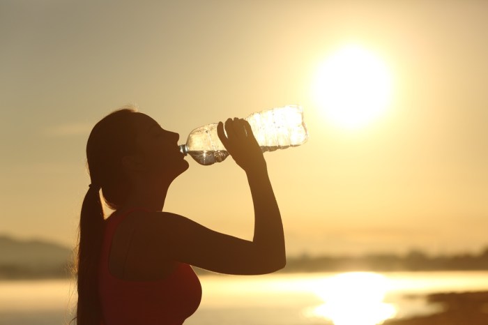 workouts during summer woman run water