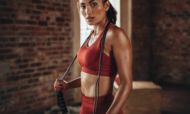 jump rope weight loss woman with