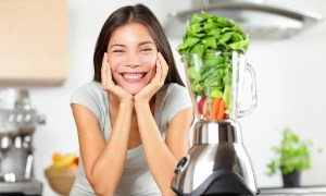 diet breast cancer woman superfoods blender